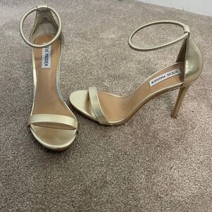 Steve Madden Soph Heels/ Dressy Heels. Size 8.5.  Good condition-worn once.